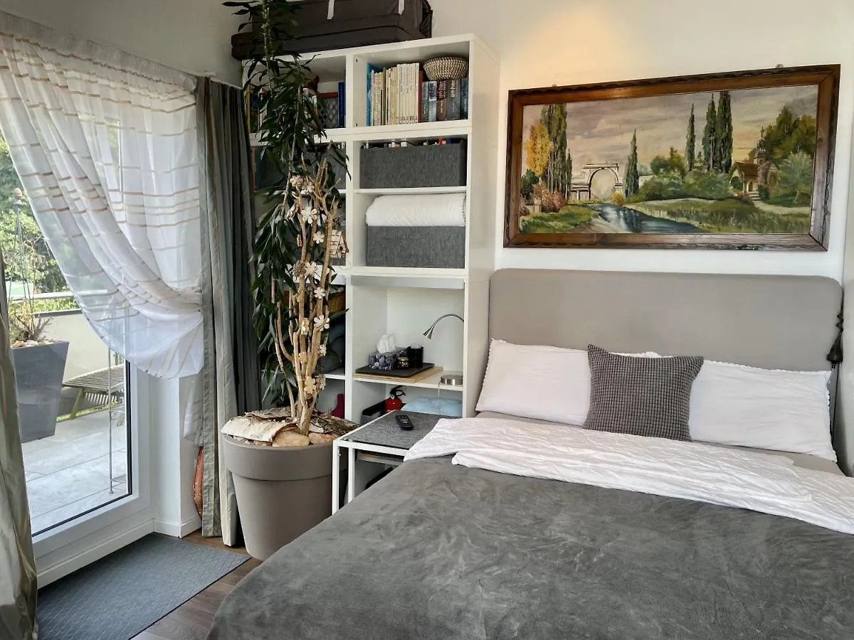 Guest Room In Stuttgart-Nord location