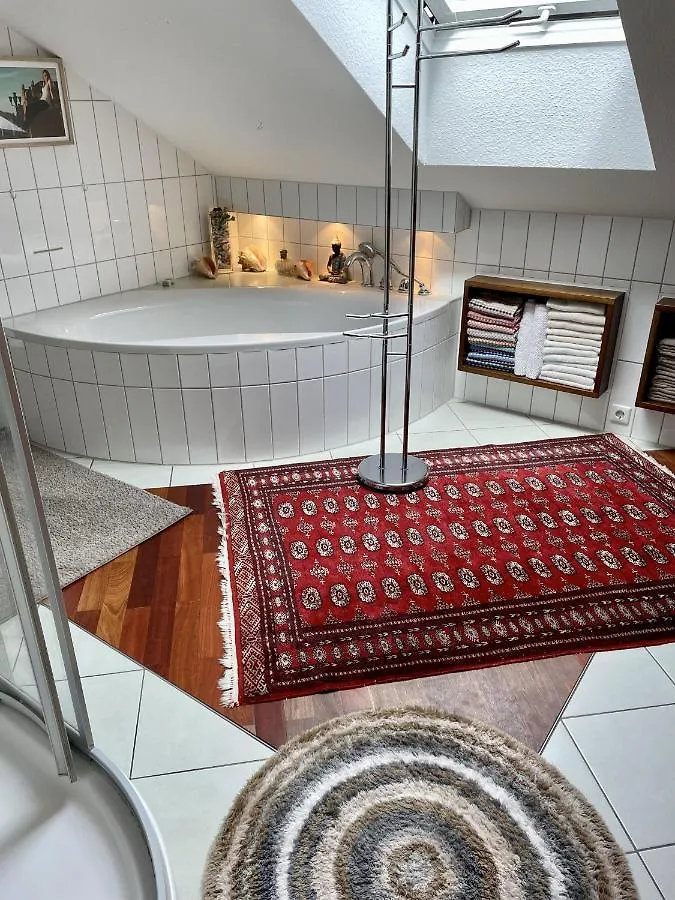 Guest Room In Stuttgart-Nord