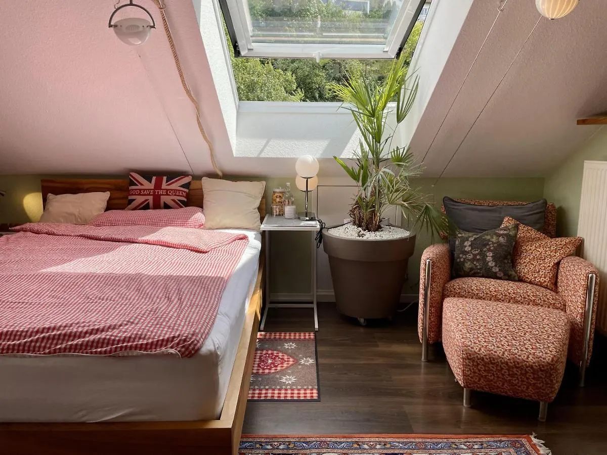 Guest Room In Stuttgart-Nord Homestay Stuttgart