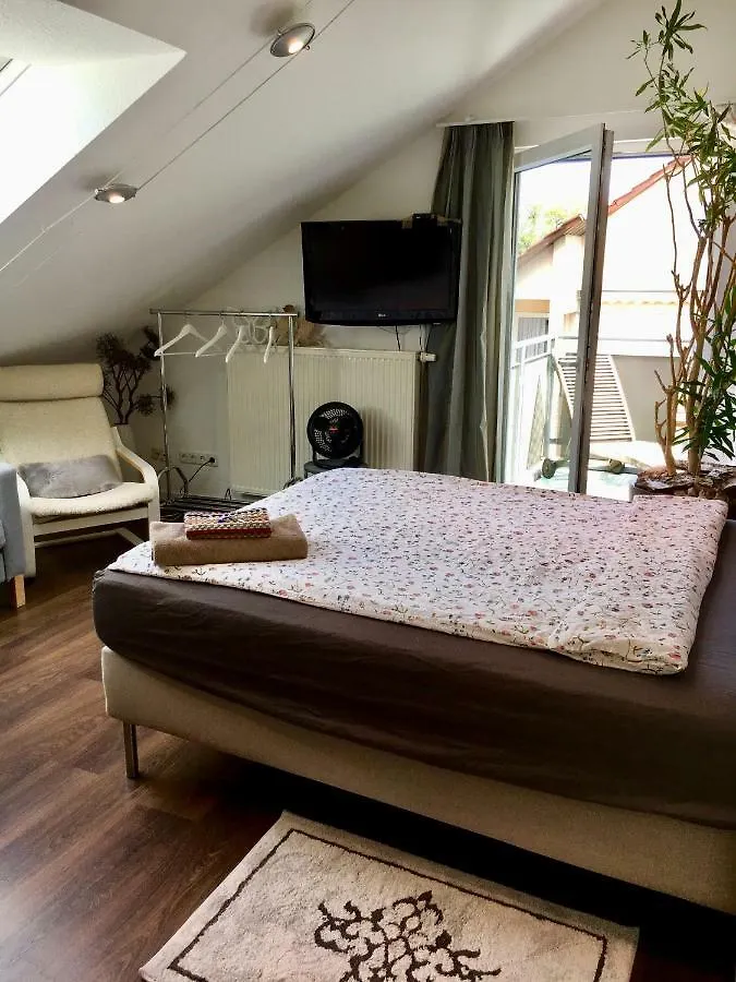 Guest Room In Stuttgart-Nord Stuttgart